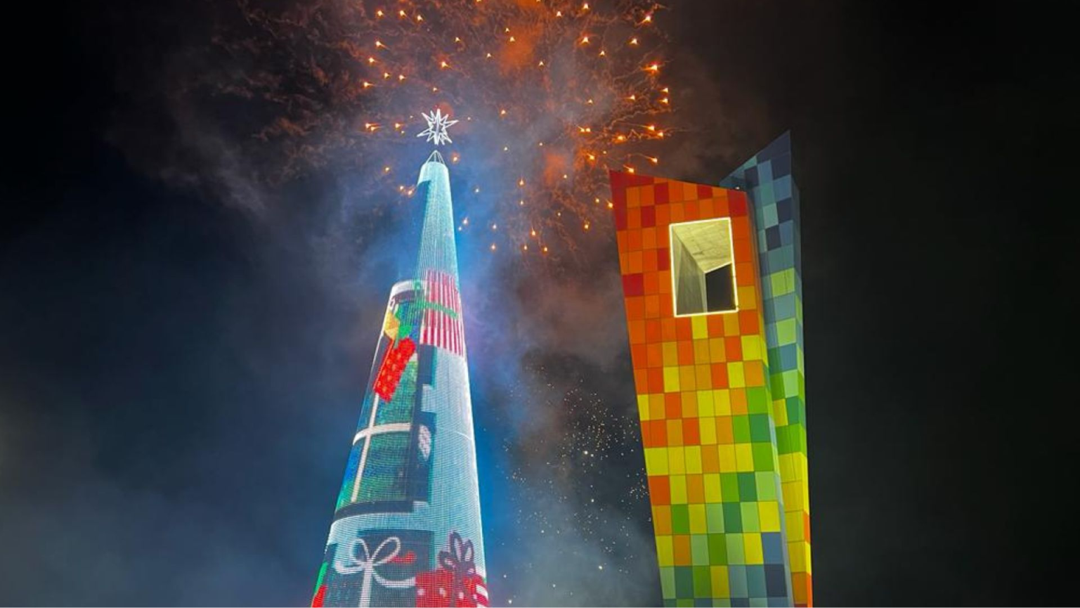 Navidad a lo grande: Barranquilla enciende el árbol más alto de Colombia