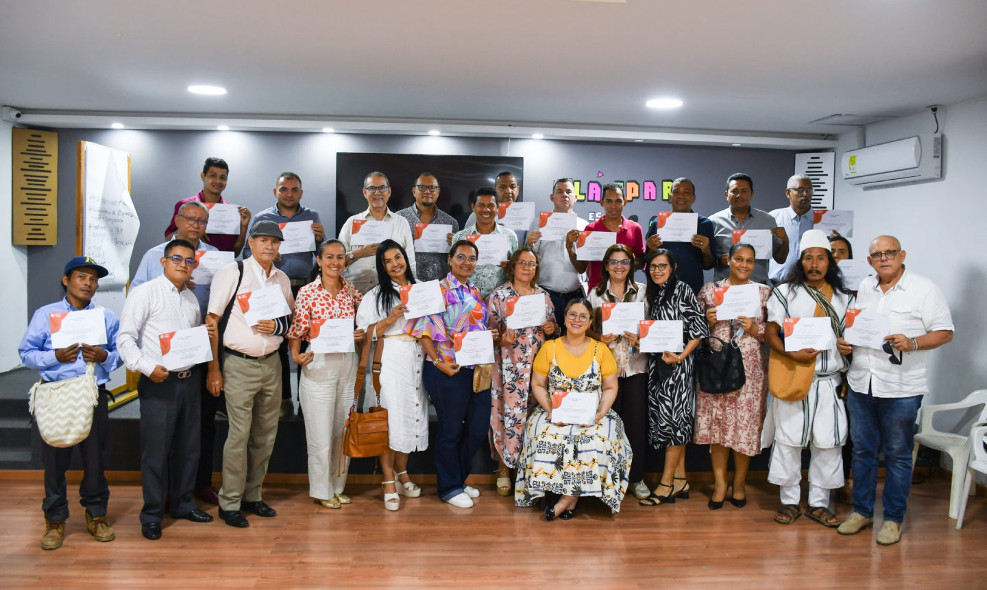 Certificatón Nacional del SENA abre 2.000 cupos para validar experiencia de cuidadores en Colombia