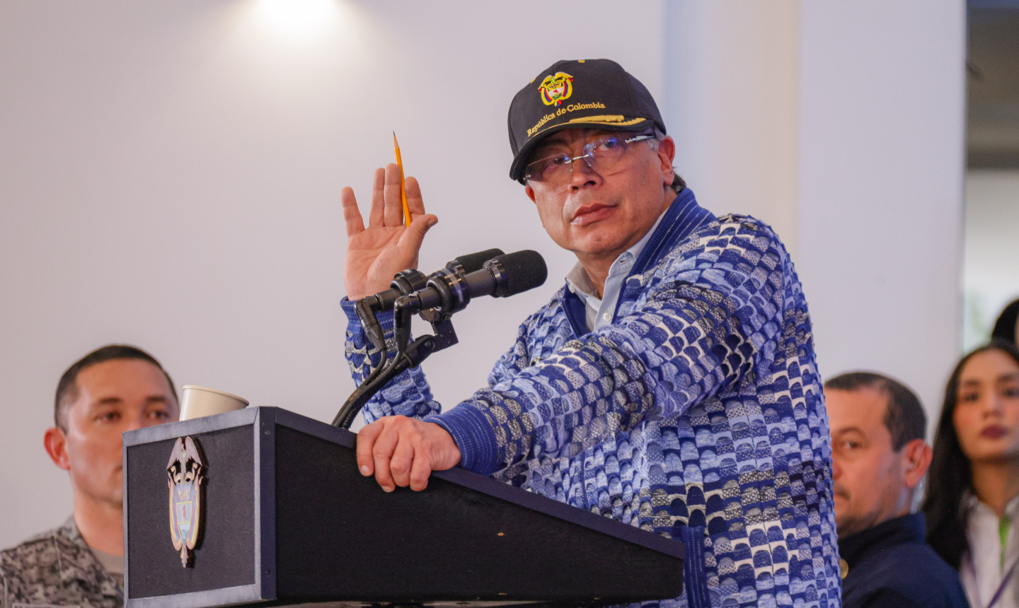 Petro defiende cifra de $100 billones y cuestiona a Duque por crisis en salud