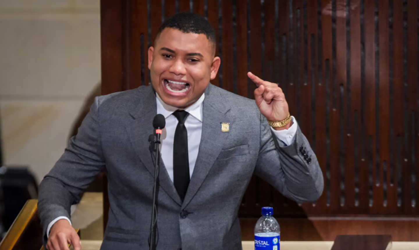 Denuncian penalmente a Miguel Polo Polo por incitación al odio político en redes sociales