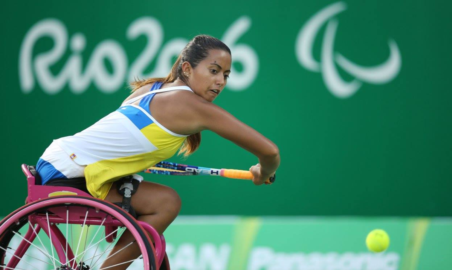 Angélica Bernal hace historia en Wimbledon y clasifica por primera vez a la final de dobles en silla de ruedas