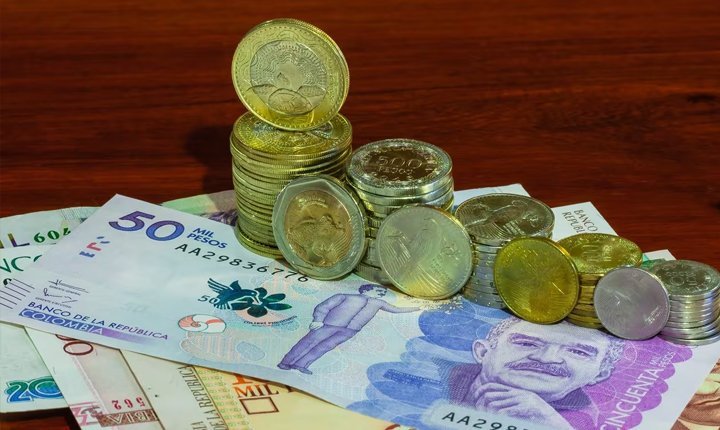 El peso colombiano sigue siendo la moneda más estable de Latinoamérica