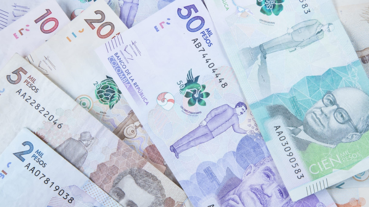 Gobierno se pronuncia sobre el salario mínimo para 2025: ajustes a la vista