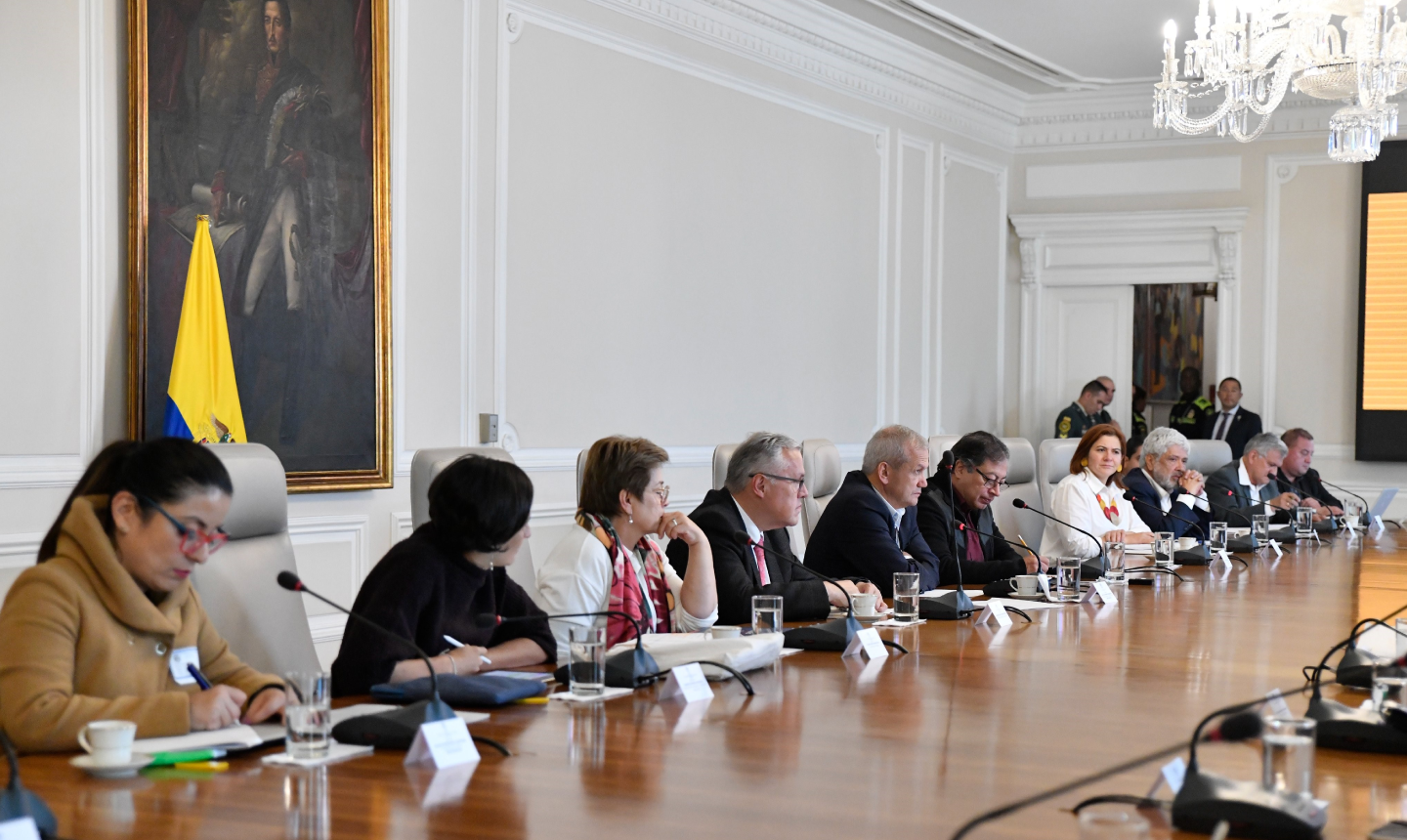 “El Gobierno del Cambio avanza”: Petrismo celebra reconocimiento económico en ranking de The Economist