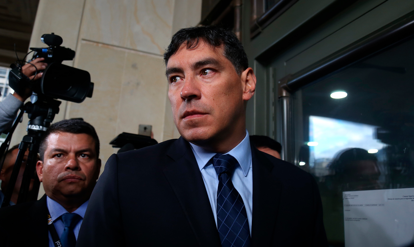 Álvaro Hernán Prada asume como presidente del CNE tras renuncia de César Lorduy