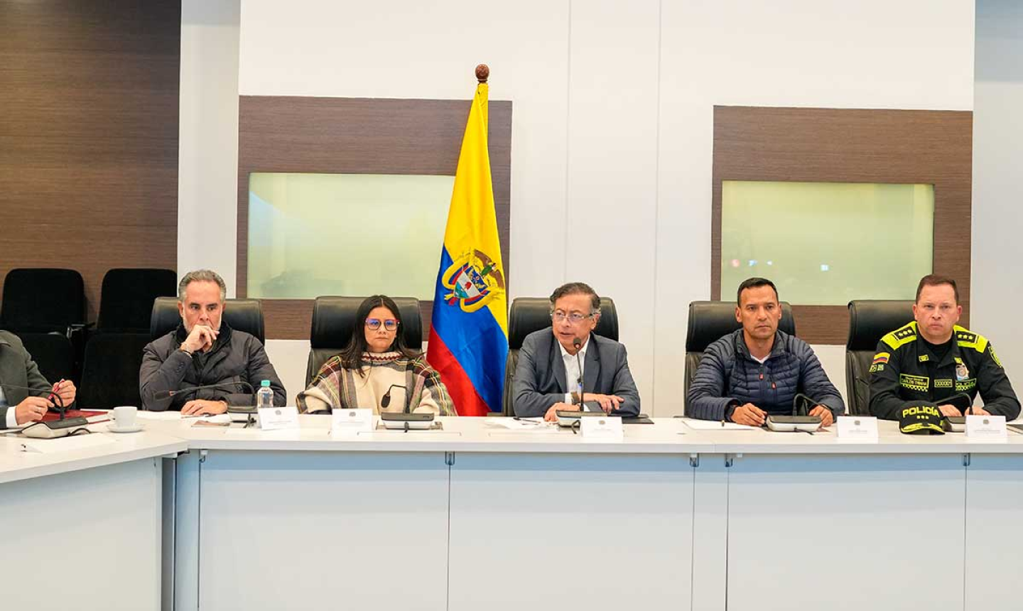 Petro advierte que convocará una Constituyente si la Corte tumba su consulta popular