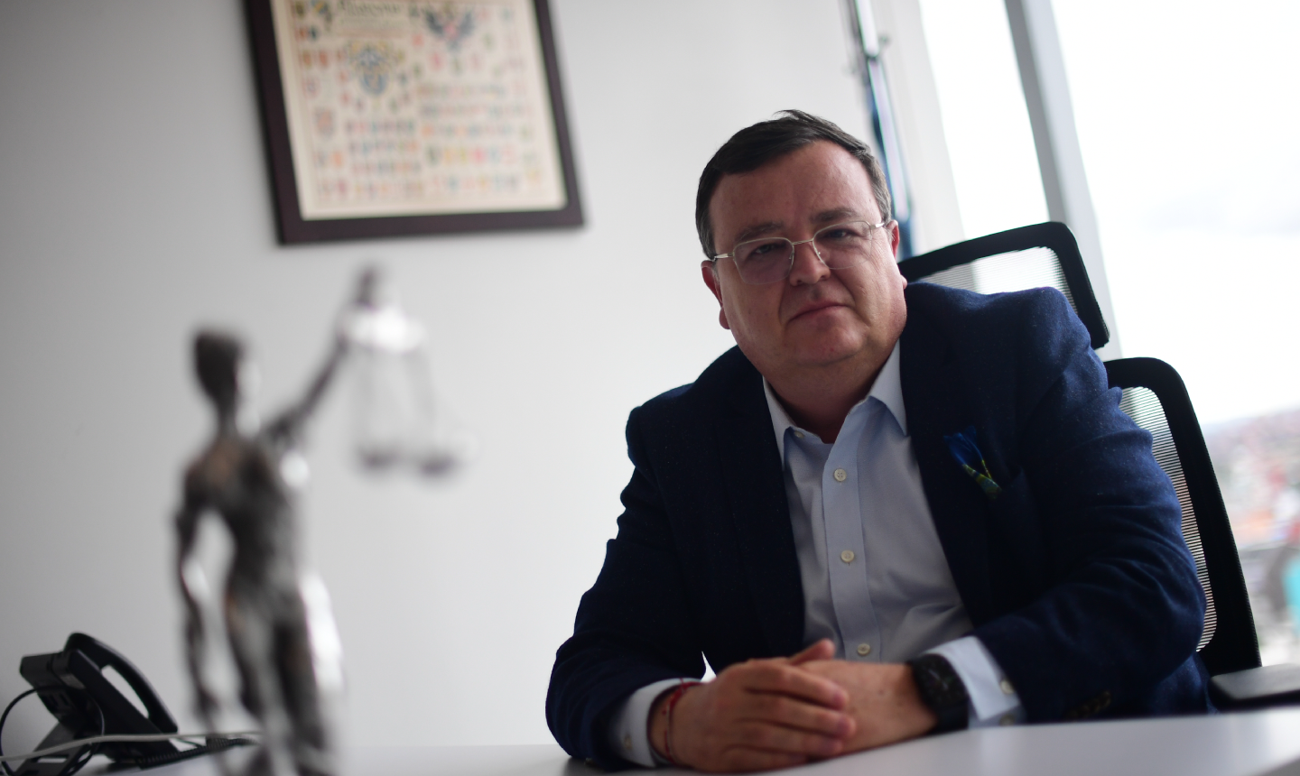 Alejandro Ramelli es elegido como nuevo presidente de la JEP para el periodo 2024-2026