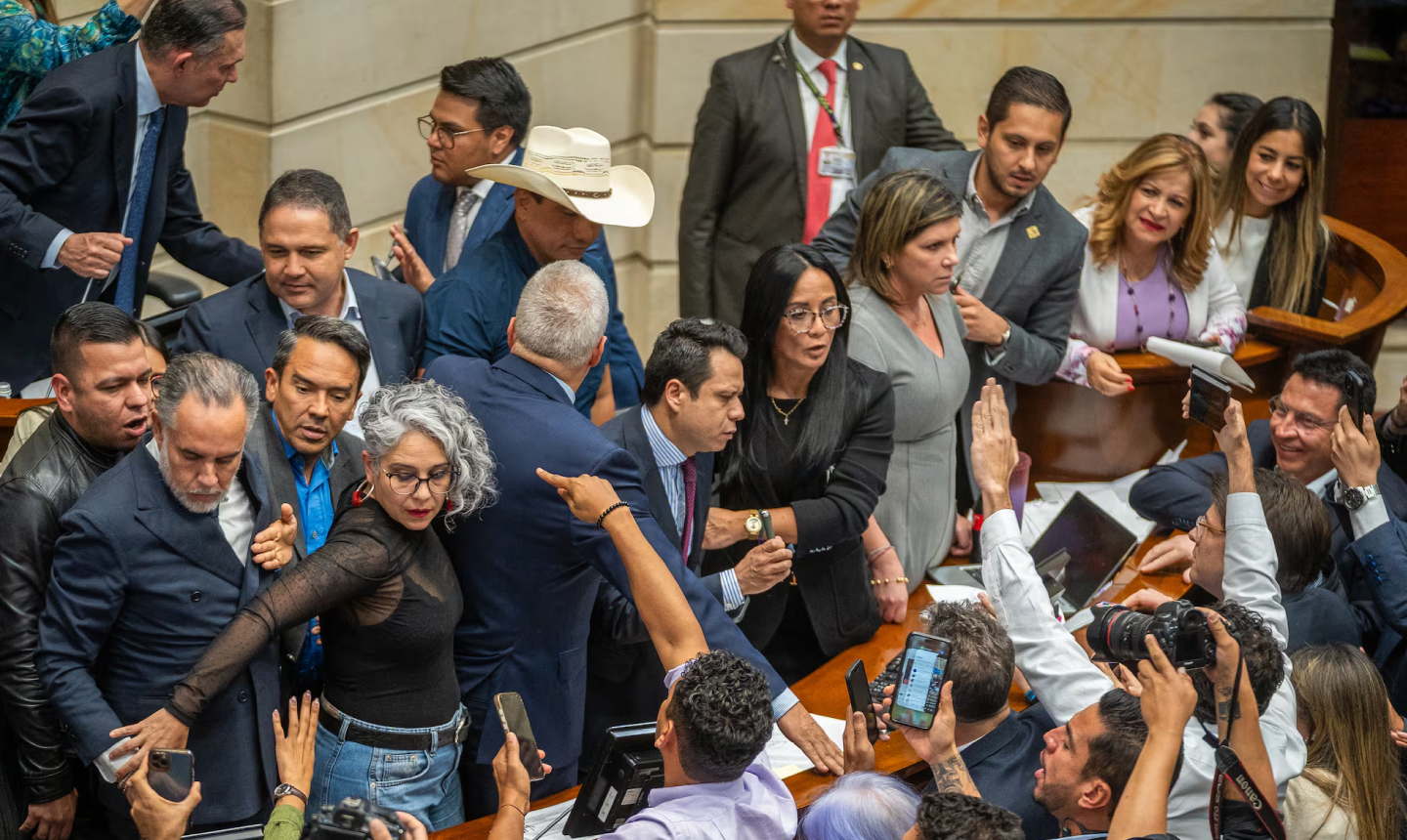 Fallo de tutela agita tensión entre Petro y Congreso por consulta popular