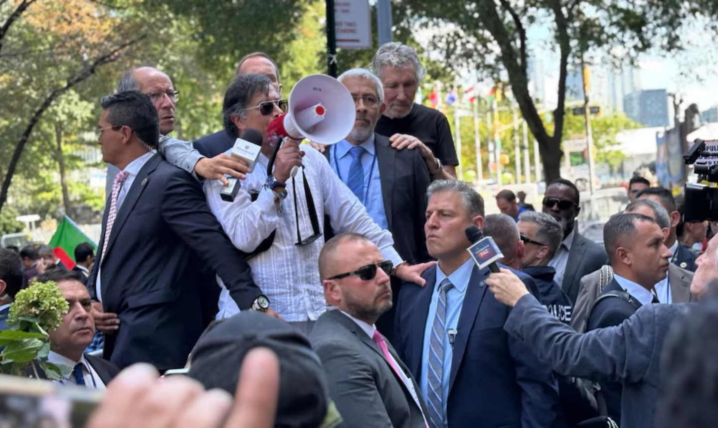 Petro se suma a protesta en Nueva York, pide arresto de Netanyahu y propone “ejército” ante la ONU