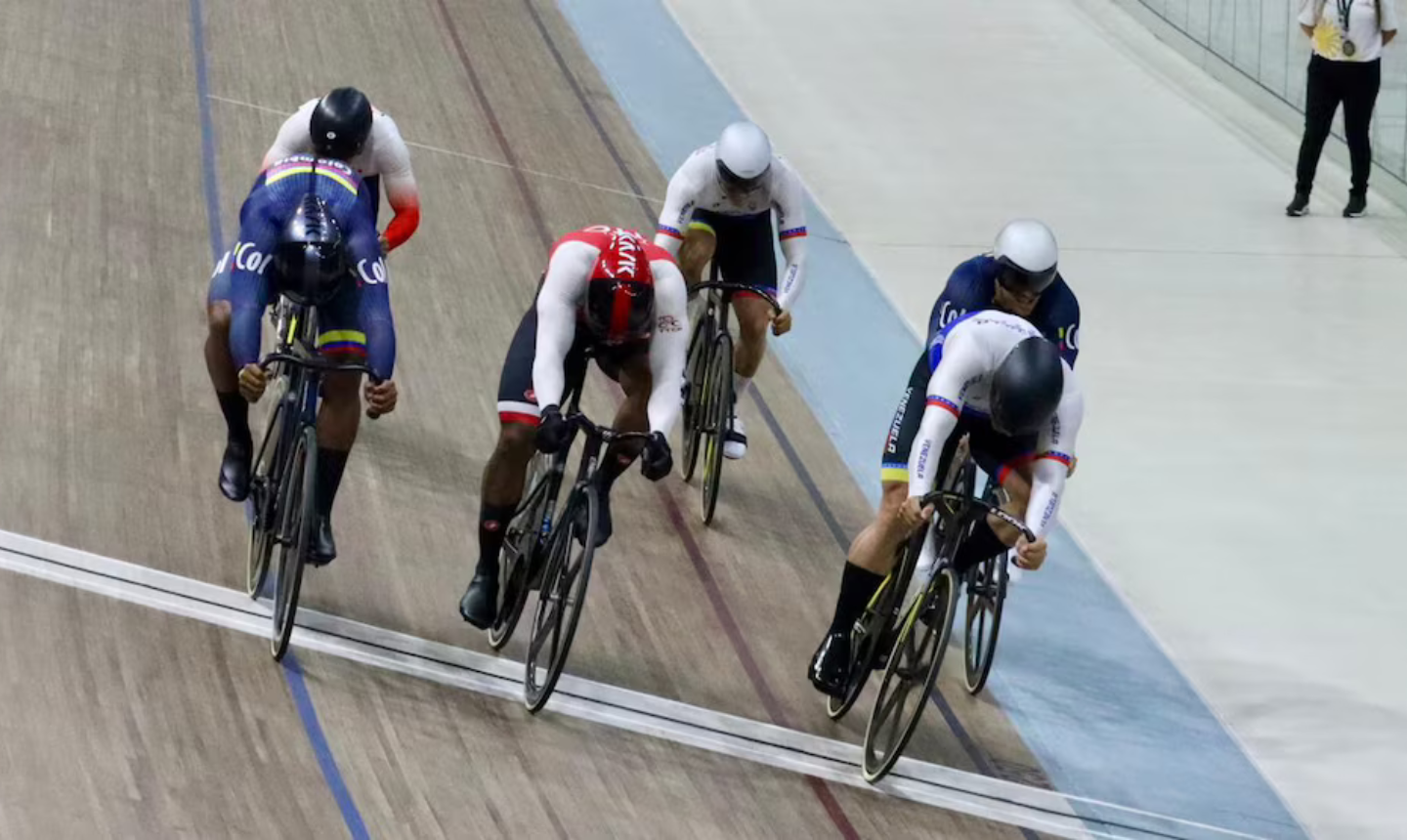 Colombia se coronó campeona del ciclismo de pista en los Juegos Bolivarianos y superó los 100 oros en el medallero