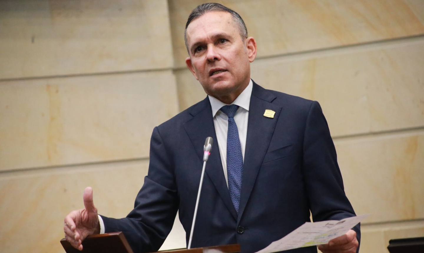 Escándalo por presunta corrupción salpica a Efraín Cepeda y desata orden presidencial contra la compra de votos en el Caribe