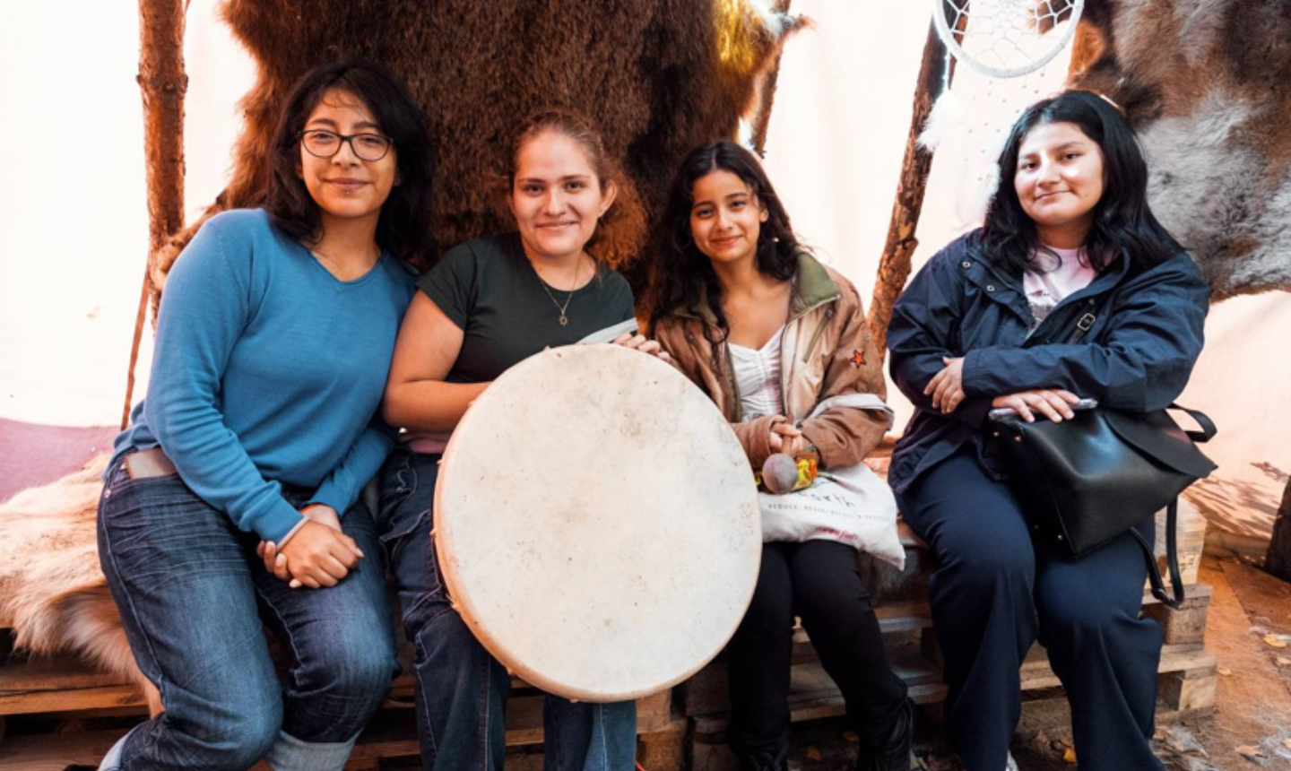 De Caracas a Buenos Aires: la crisis empuja a la juventud a irse; qué ofrece Rusia a través de Alabuga Start