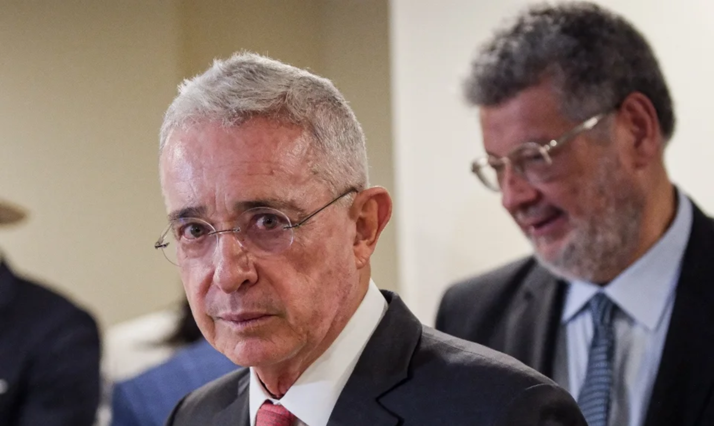 Fiscalía envía a la Corte Suprema proceso contra Álvaro Uribe por masacre de El Aro