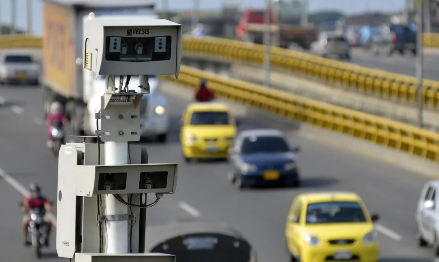 Atención conductores: más de 5,8 millones de fotomultas quedarían anuladas en Colombia