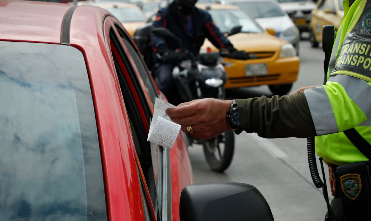 MinTransporte ordena revocar 7,5 millones de comparendos por procedimiento irregular