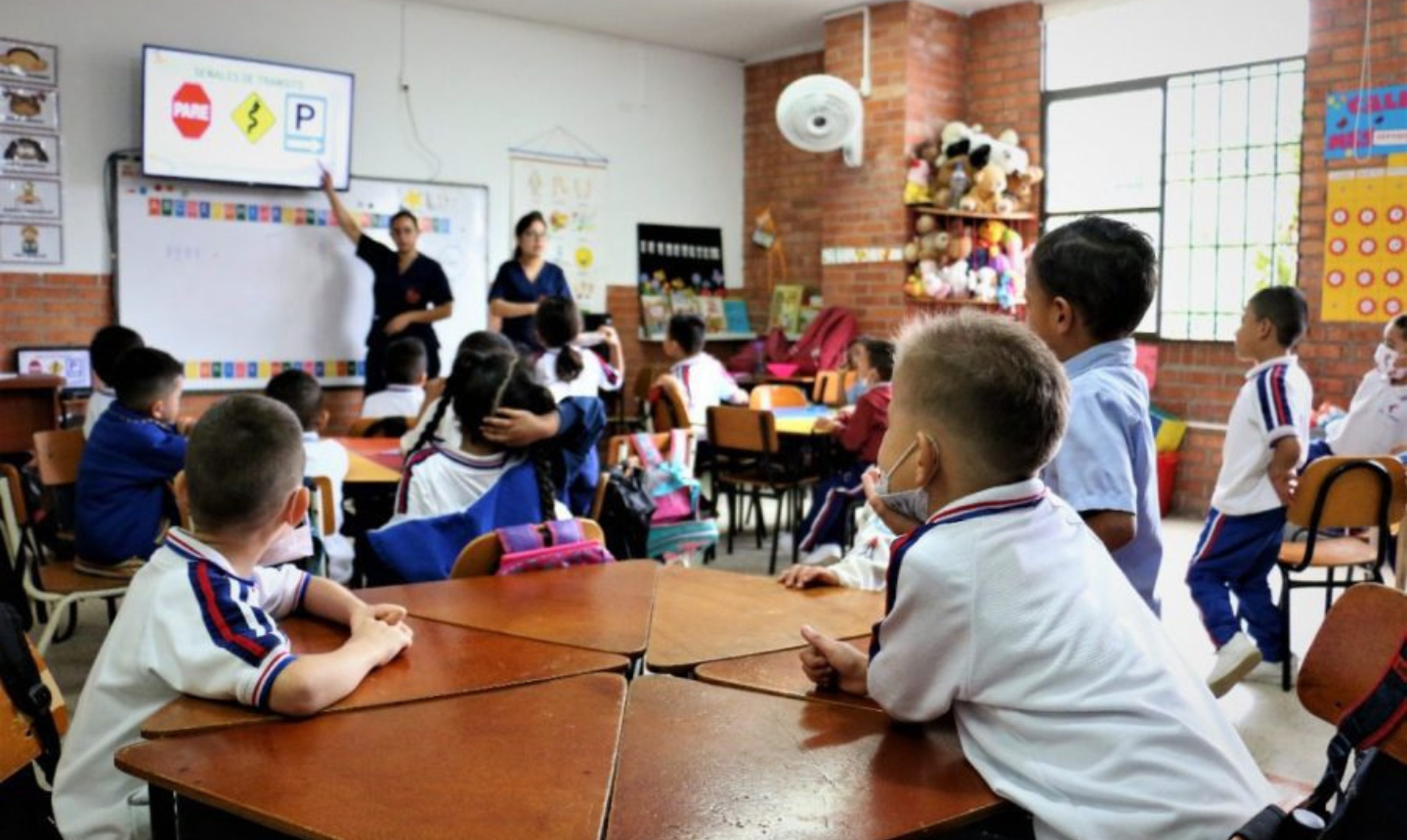 MinTransporte fortalece la educación vial en colegios con nuevo decreto para promover una movilidad más segura
